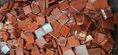 Close-up of a Brown Burgundy Chocolate Fudge Vitreous Mosaic Tile, showcasing its deep brown and burgundy blend, glossy vitreous finish, and precise 2cm x 2cm x 4mm dimensions—available at The Mosaic Mall Australia.